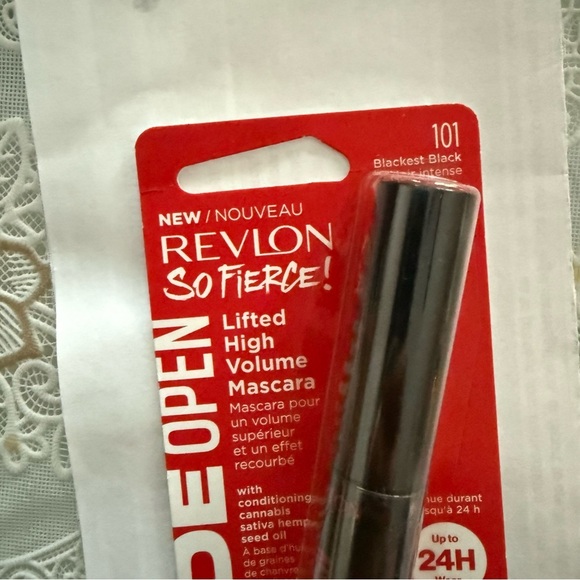 Revlon So Fierce Lot4 Eyes Wide Open Lifted High Volume Mascara 101 Blackest bla - Picture 3 of 4